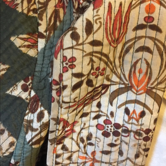 Quilted Reversible Jacket Large - Picture 5 of 5